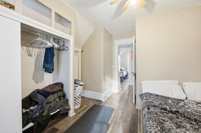 1422 8th Avenue S, Fargo, ND 58103