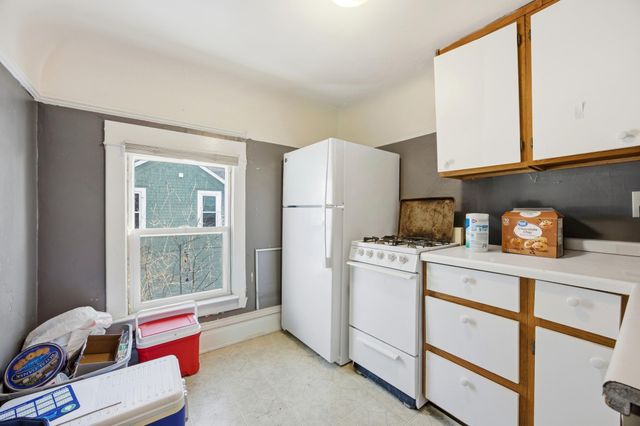 1422 8th Avenue S, Fargo, ND 58103