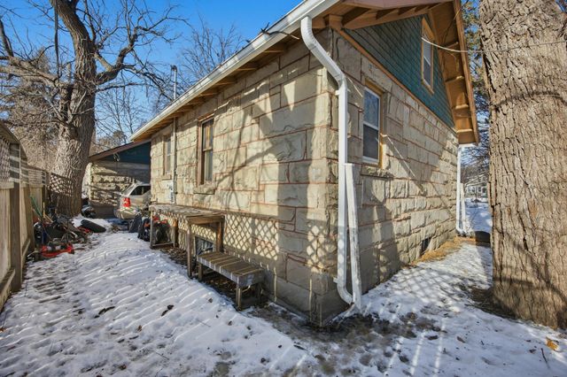 1422 8th Avenue S, Fargo, ND 58103