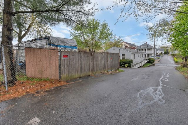 134 Glenbridge Avenue, Providence, RI 02909