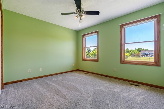 5341 Newton Falls Road, Ravenna, OH 44266
