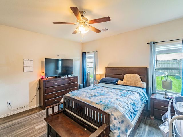 13247 Montane Manor Ln, Houston, TX 77044