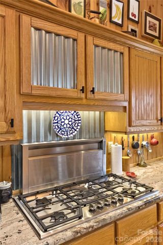 164 Tall Oaks Drive, Maggie Valley, NC 28751