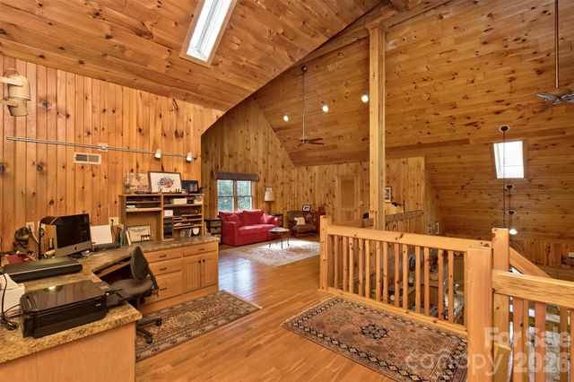 164 Tall Oaks Drive, Maggie Valley, NC 28751