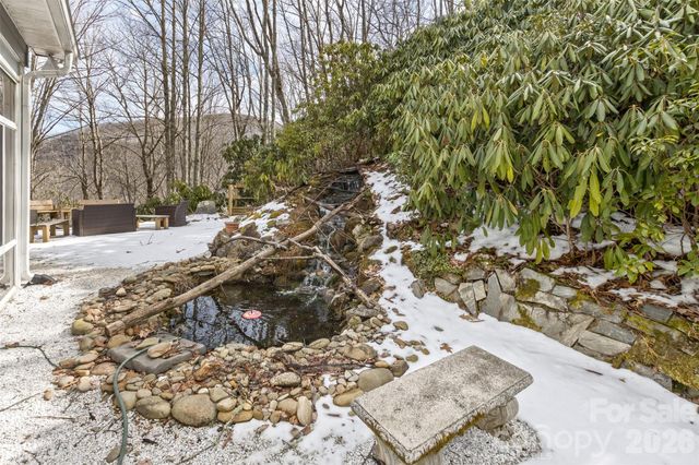 164 Tall Oaks Drive, Maggie Valley, NC 28751