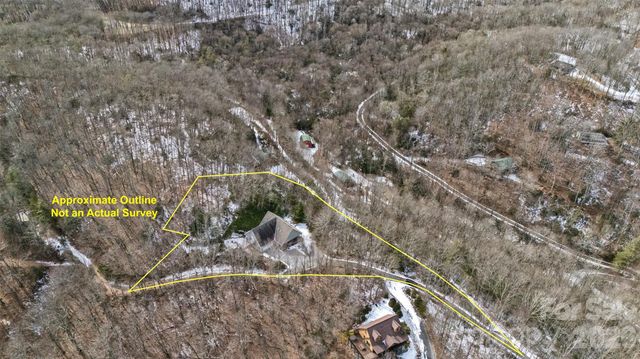 164 Tall Oaks Drive, Maggie Valley, NC 28751