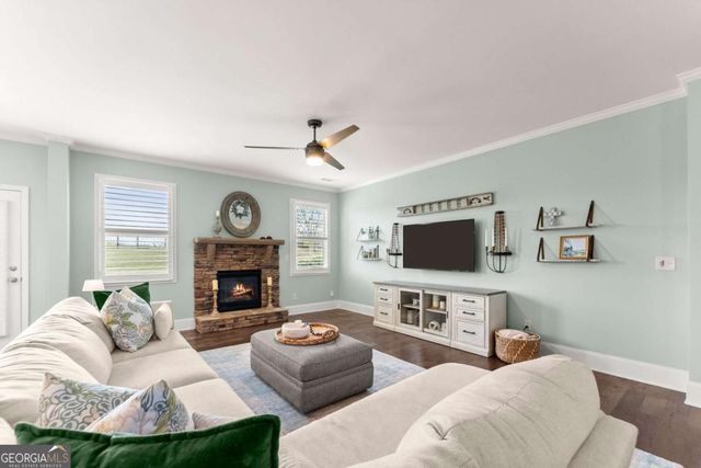 6712 Blooming Iris Court, Flowery Branch, GA 30542