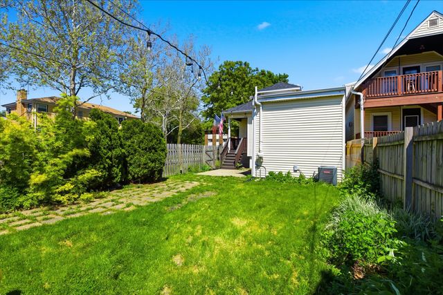1037 Dunlop Avenue, Forest Park, IL 60130