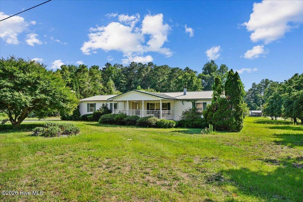 188 Little Bear Run, Snow Hill, NC 28580