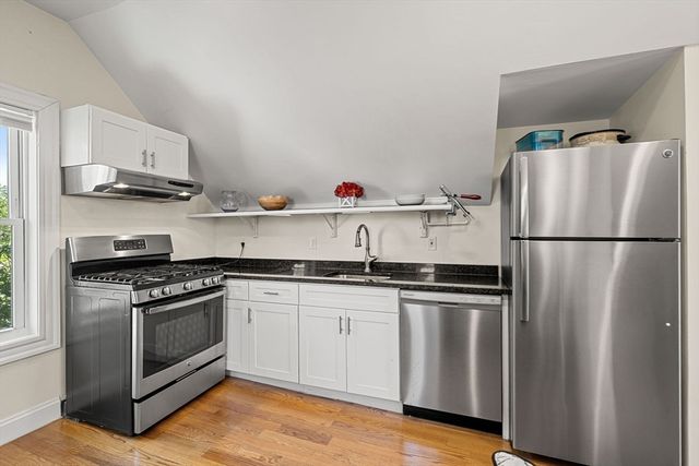2512 Massachusetts Ave 3, Cambridge, MA 02140