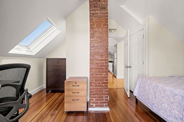 2512 Massachusetts Ave 3, Cambridge, MA 02140