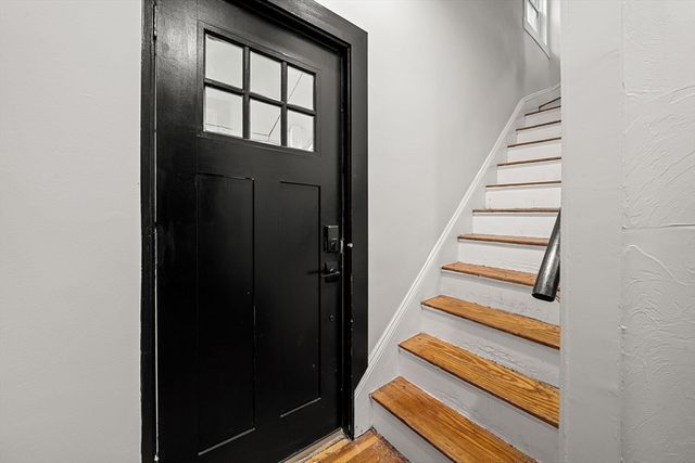 2512 Massachusetts Ave 3, Cambridge, MA 02140