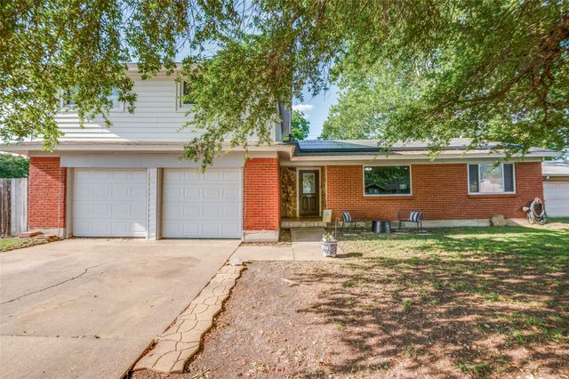 5601 Jane Anne Street, Haltom City, TX 76117
