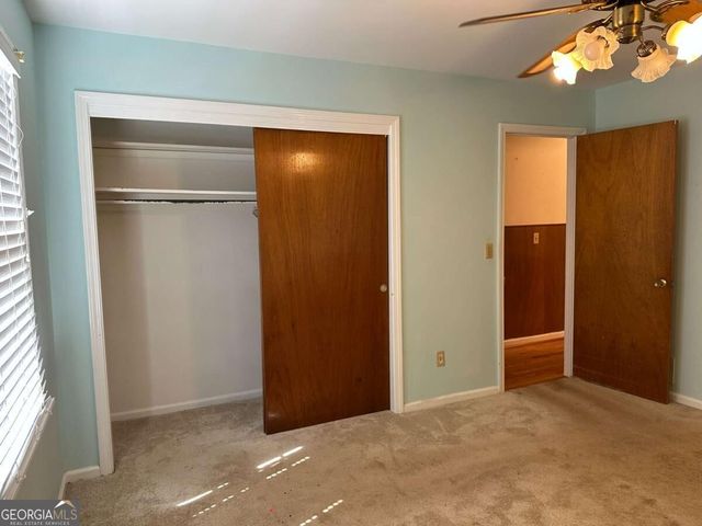 5574 Laurel Lane NW, Lilburn, GA 30047