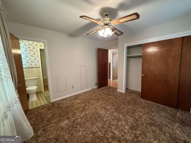 5574 Laurel Lane NW, Lilburn, GA 30047