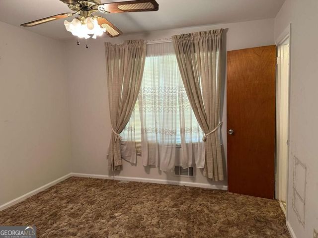 5574 Laurel Lane NW, Lilburn, GA 30047