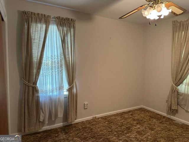 5574 Laurel Lane NW, Lilburn, GA 30047