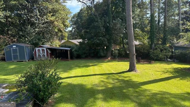 5574 Laurel Lane NW, Lilburn, GA 30047