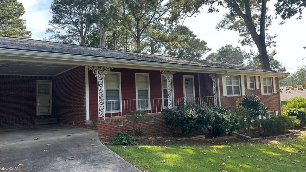 5574 Laurel Lane NW, Lilburn, GA 30047 — photo 2