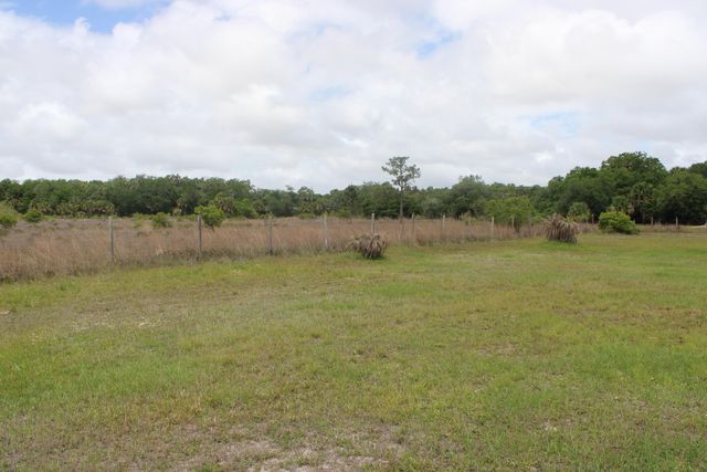 15367 NW 296th Street, Okeechobee, FL 34972