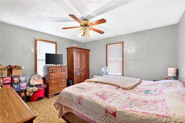303 W GRANT STREET, Houston, PA 15342