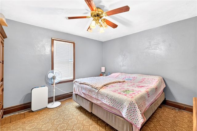 303 W GRANT STREET, Houston, PA 15342