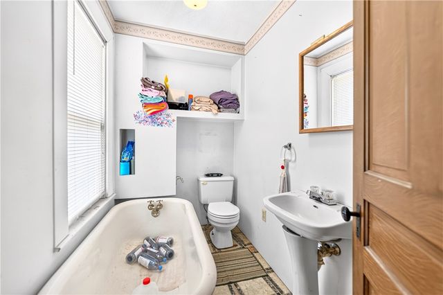 303 W GRANT STREET, Houston, PA 15342