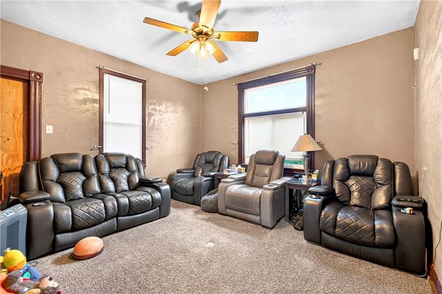 303 W GRANT STREET, Houston, PA 15342