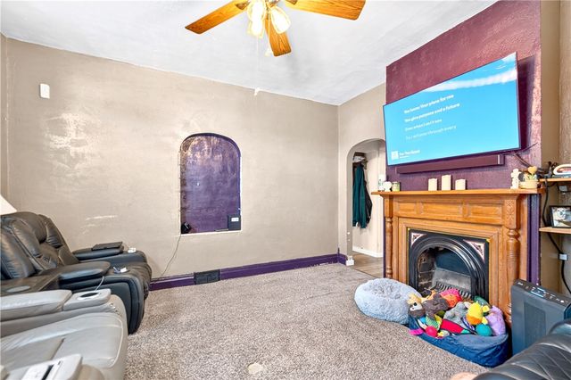 303 W GRANT STREET, Houston, PA 15342