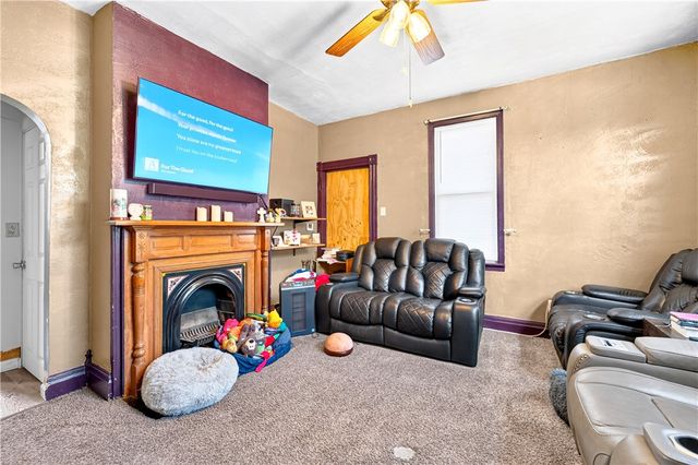 303 W GRANT STREET, Houston, PA 15342