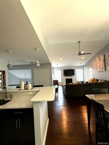 3612 Oakmonte Boulevard, Rochester, MI 48306