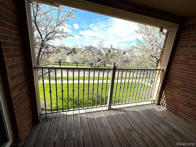 3612 Oakmonte Boulevard, Rochester, MI 48306