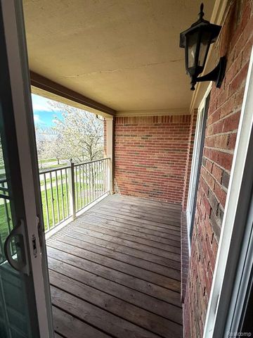 3612 Oakmonte Boulevard, Rochester, MI 48306