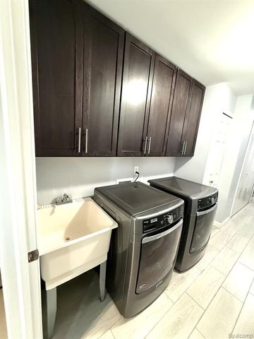 3612 Oakmonte Boulevard, Rochester, MI 48306