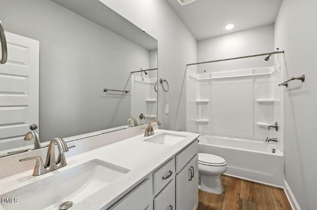 10545 Pleasant Branch Drive Unit 201, Raleigh, NC 27614