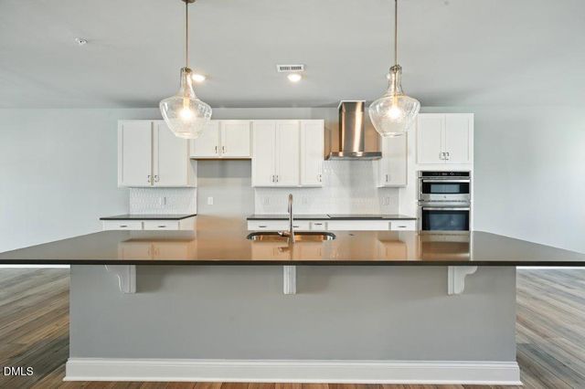 10545 Pleasant Branch Drive Unit 201, Raleigh, NC 27614