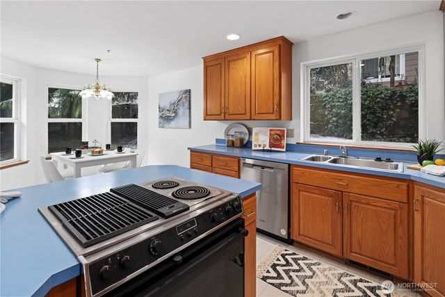 14833 Fremont Place N, Shoreline, WA 98133