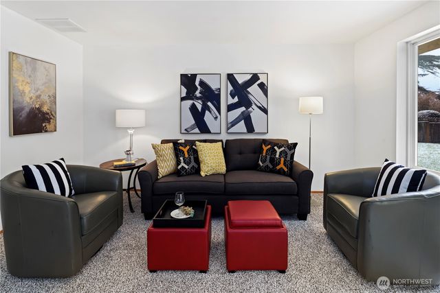 14833 Fremont Place N, Shoreline, WA 98133