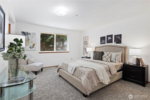 14833 Fremont Place N, Shoreline, WA 98133