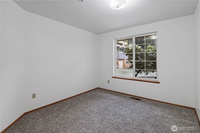 14833 Fremont Place N, Shoreline, WA 98133