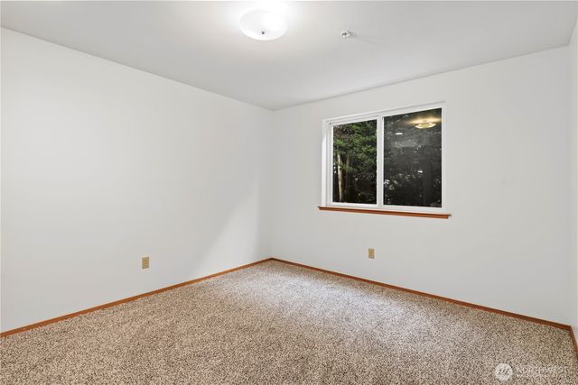 14833 Fremont Place N, Shoreline, WA 98133