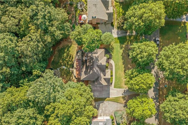 135 Grand Avenue, Suwanee, GA 30024