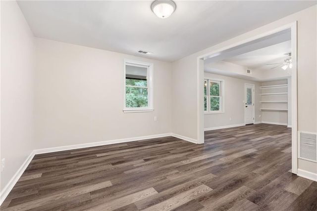 135 Grand Avenue, Suwanee, GA 30024