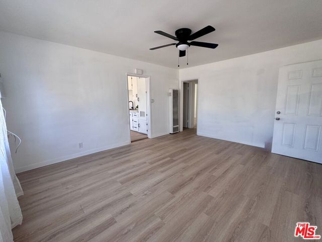 1542 W 60th Street 1, Los Angeles, CA 90047