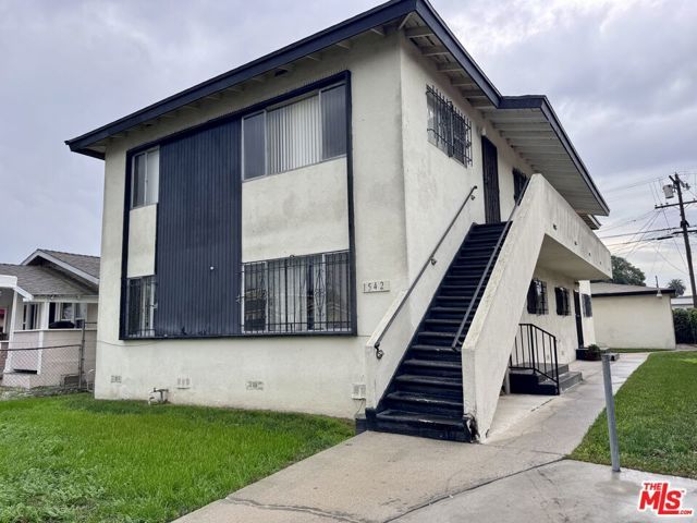 1542 W 60th Street 1, Los Angeles, CA 90047