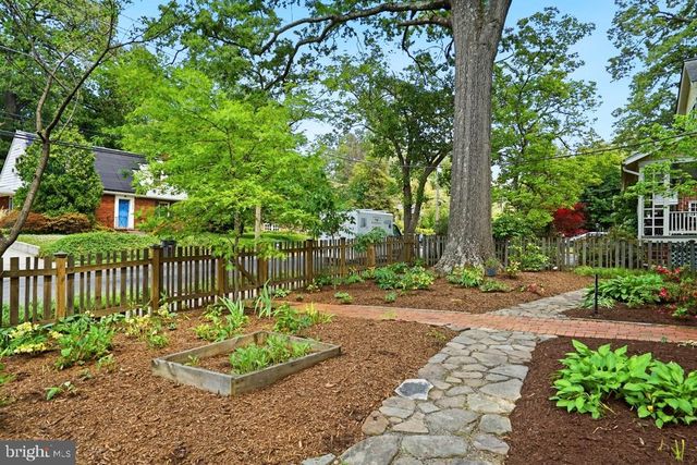 4003 OGLETHORPE ST, Hyattsville, MD 20782