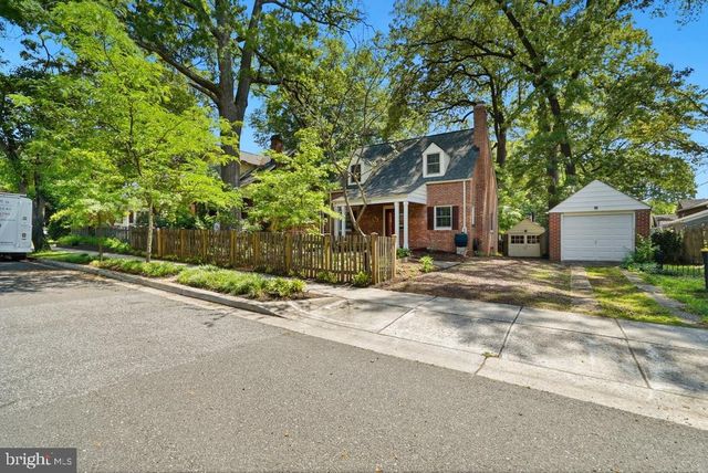 4003 OGLETHORPE ST, Hyattsville, MD 20782