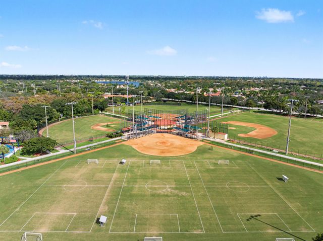 4015 Banyan Trails Drive, Coconut Creek, FL 33073