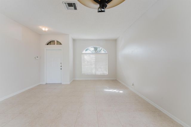 4015 Banyan Trails Drive, Coconut Creek, FL 33073