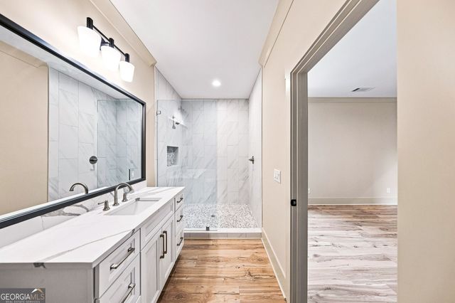 5990 Warpath Road, Flowery Branch, GA 30542